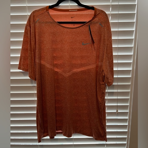 Nike Men’s Dri-FIT Run Division Rise‎ 365 Short-Sleeve Running Top - NWT - Picture 1 of 3